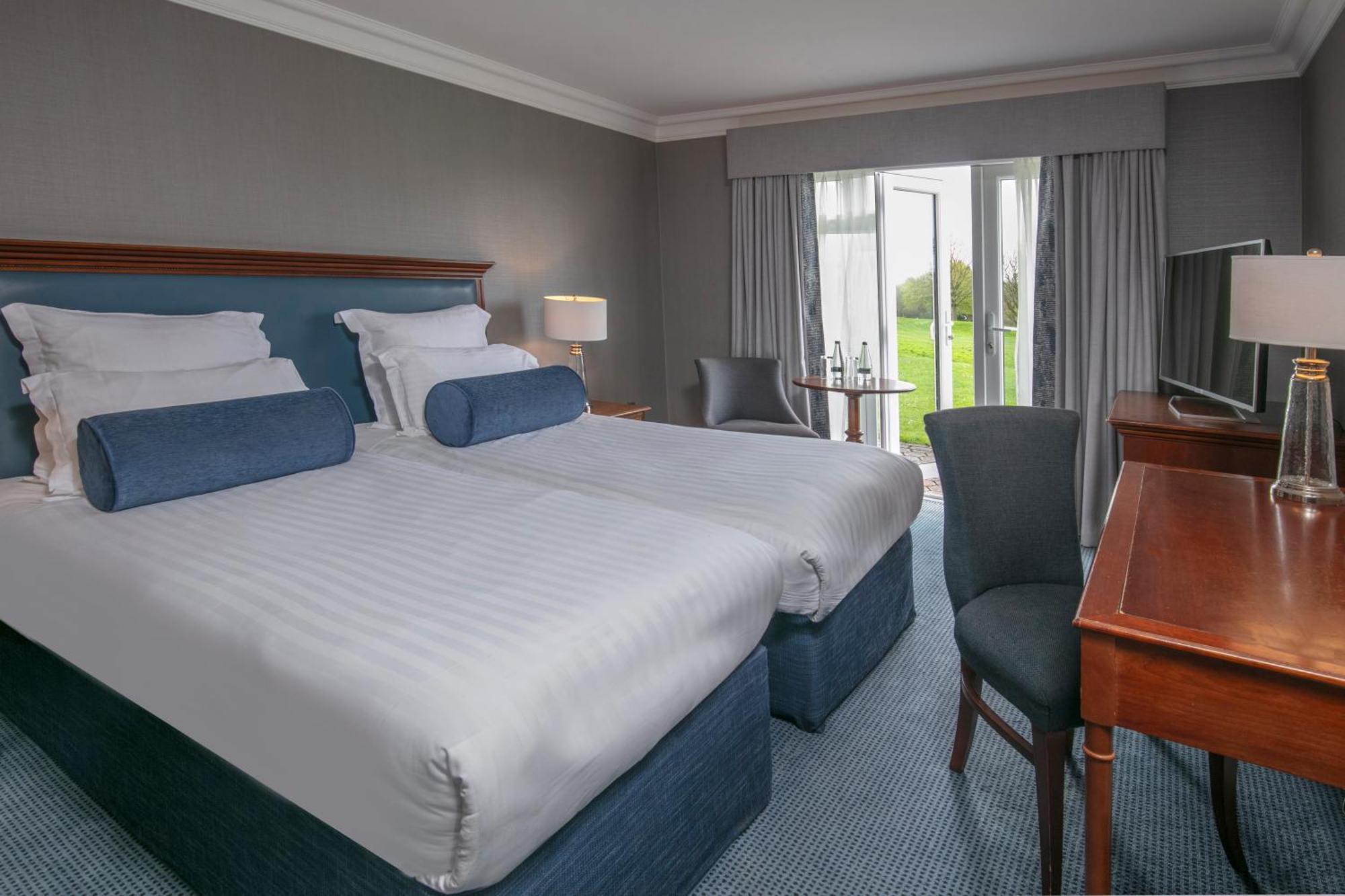 Deluxe Twin Room with View,1742645877:JPEG